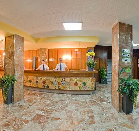 Tropical Hotel 3*