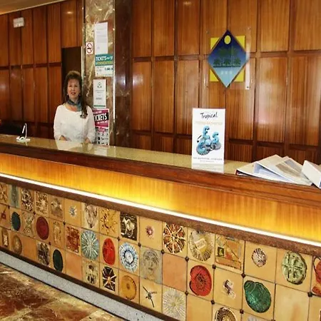 热带酒店 酒店
